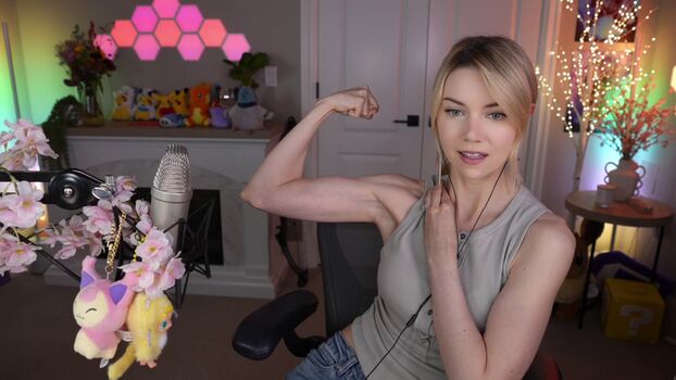 Full leaked Dizzykitten private onlyfans photo