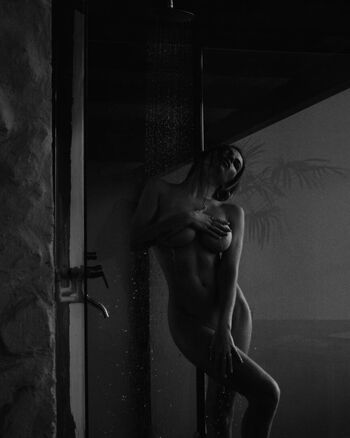 Full leaked Dj aurika private onlyfans photo