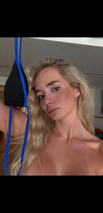 Full leaked Dj kosana private onlyfans photo