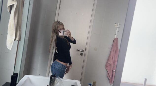 Full leaked Djdsisnka private onlyfans photo