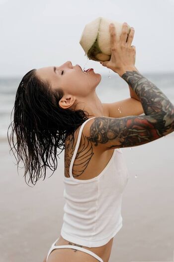 Full leaked Djnayamay private onlyfans photo