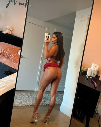 Full leaked Dnzsypnr private onlyfans photo