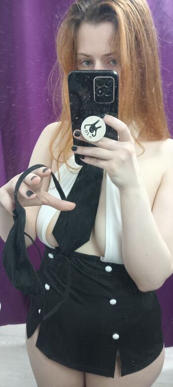 Full leaked Doll lesli page private onlyfans photo