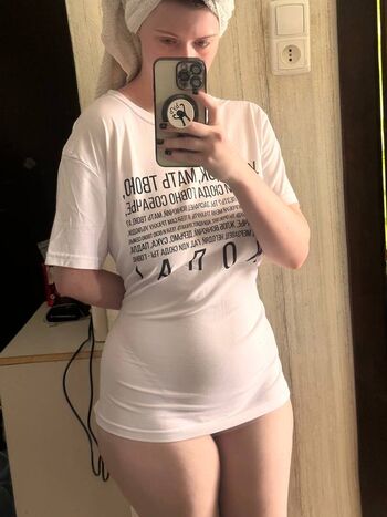 Full leaked Doll lesli private onlyfans photo