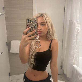 Full leaked Dollblush private onlyfans photo
