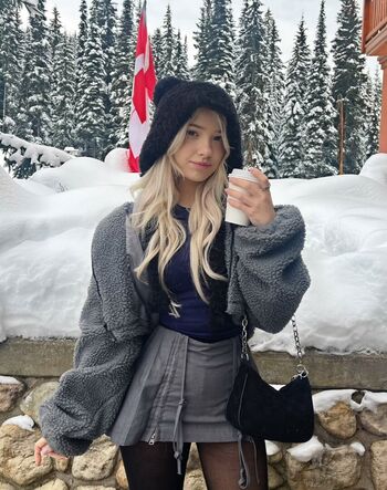 Full leaked Dollblush page private onlyfans photo