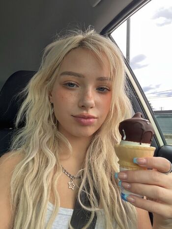Full leaked Dollblush private onlyfans photo