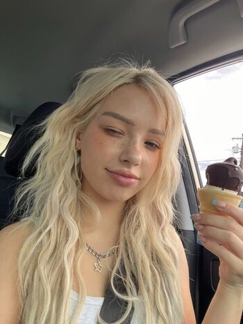 Full leaked Dollblush private onlyfans photo