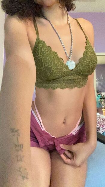 Full leaked Dollfacellea private onlyfans photo
