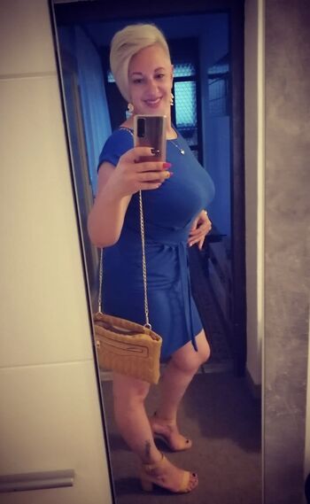 Full leaked Domace matorke milf ex yu  page private onlyfans photo