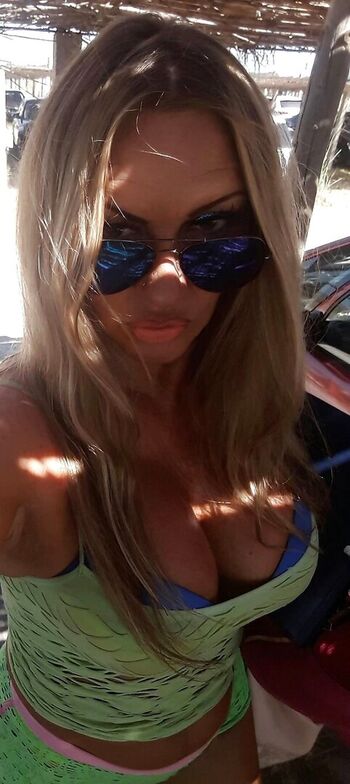 Full leaked Domace matorke milf ex yu  page private onlyfans photo