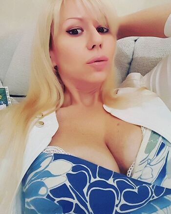 Full leaked Domace matorke milf ex yu  page private onlyfans photo