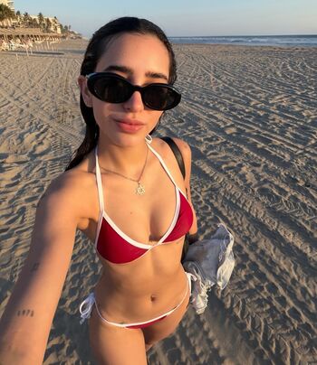 Full leaked Domelipa private onlyfans photo