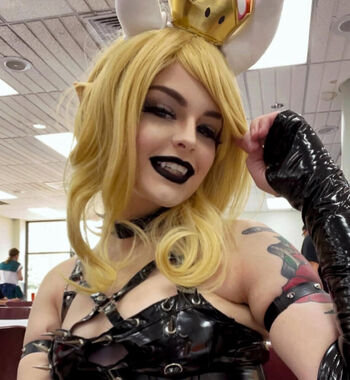 Full leaked Donatelladolls private onlyfans photo