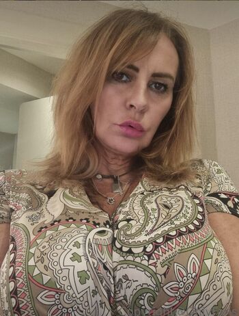 Full leaked Donna ewin  page private onlyfans photo