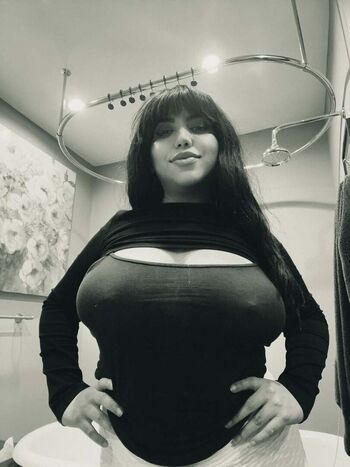 Full leaked Doomvana private onlyfans photo