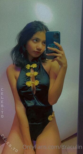 Full leaked Draculin page private onlyfans photo