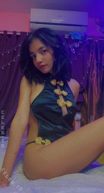 Full leaked Draculin page private onlyfans photo
