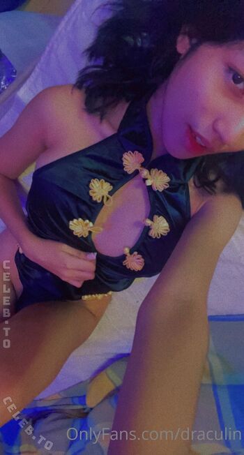 Full leaked Draculin page private onlyfans photo