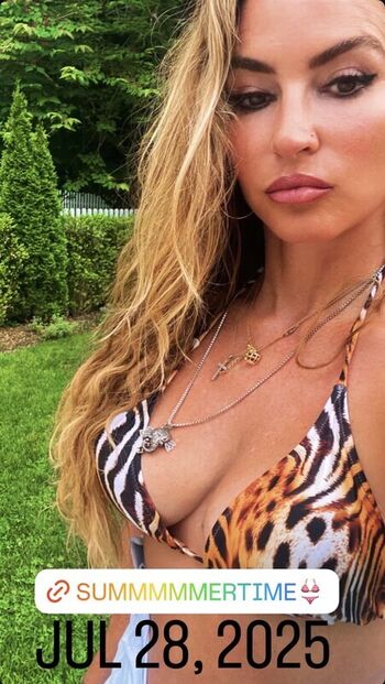 Full leaked Drea dematteo private onlyfans photo
