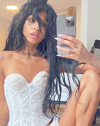 Full leaked Dreambabydrea private onlyfans photo