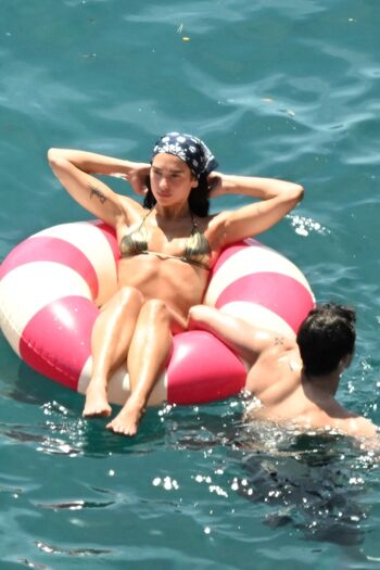 Full leaked Dua lipa  page private onlyfans photo