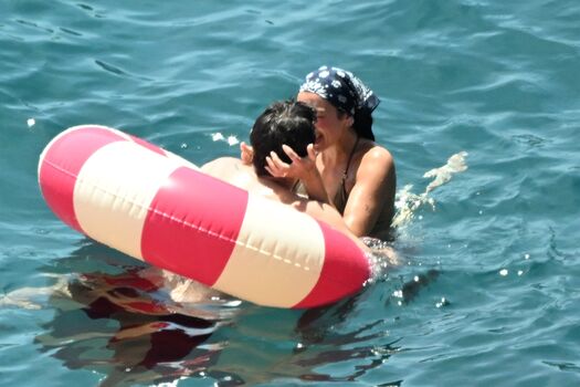 Full leaked Dua lipa page private onlyfans photo