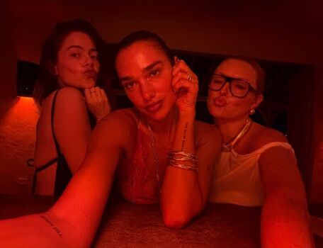 Dua Lipa