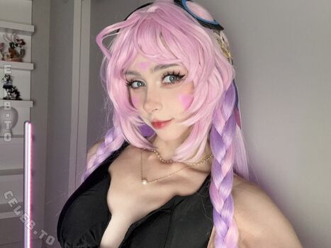 Full leaked Duckie cos page private onlyfans photo