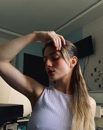 Full leaked Duckiedoll private onlyfans photo