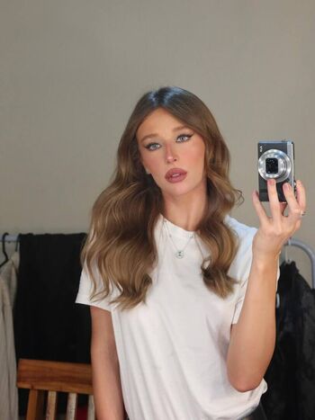 Full leaked Duda reis page private onlyfans photo