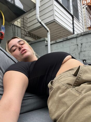 Full leaked Dumbbitchmurphy private onlyfans photo