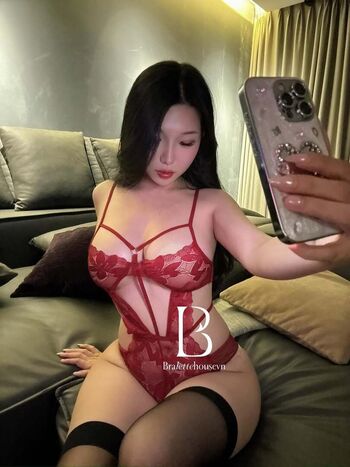 Full leaked Duyenn hipp  page private onlyfans photo