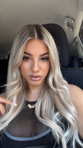 Full leaked Dwwwra private onlyfans photo