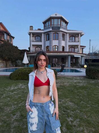 Full leaked Edamilka private onlyfans photo