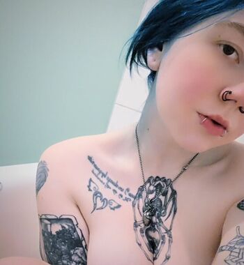 Full leaked Edgyallanpoe private onlyfans photo