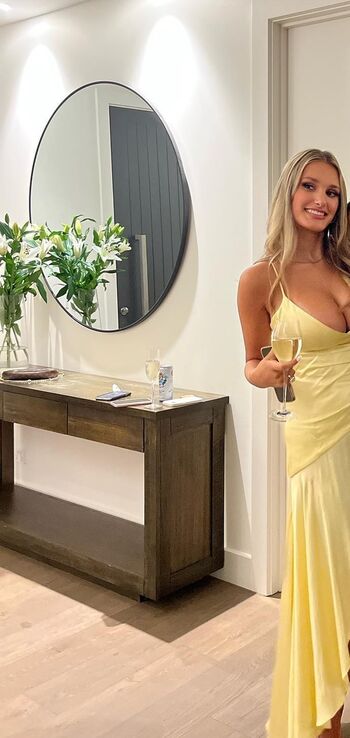 Full leaked Edie nichol private onlyfans photo