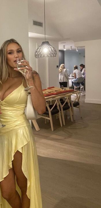 Full leaked Edie nichol private onlyfans photo