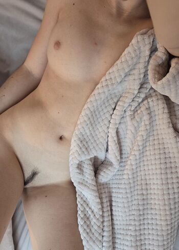 Full leaked Eechalotte page private onlyfans photo