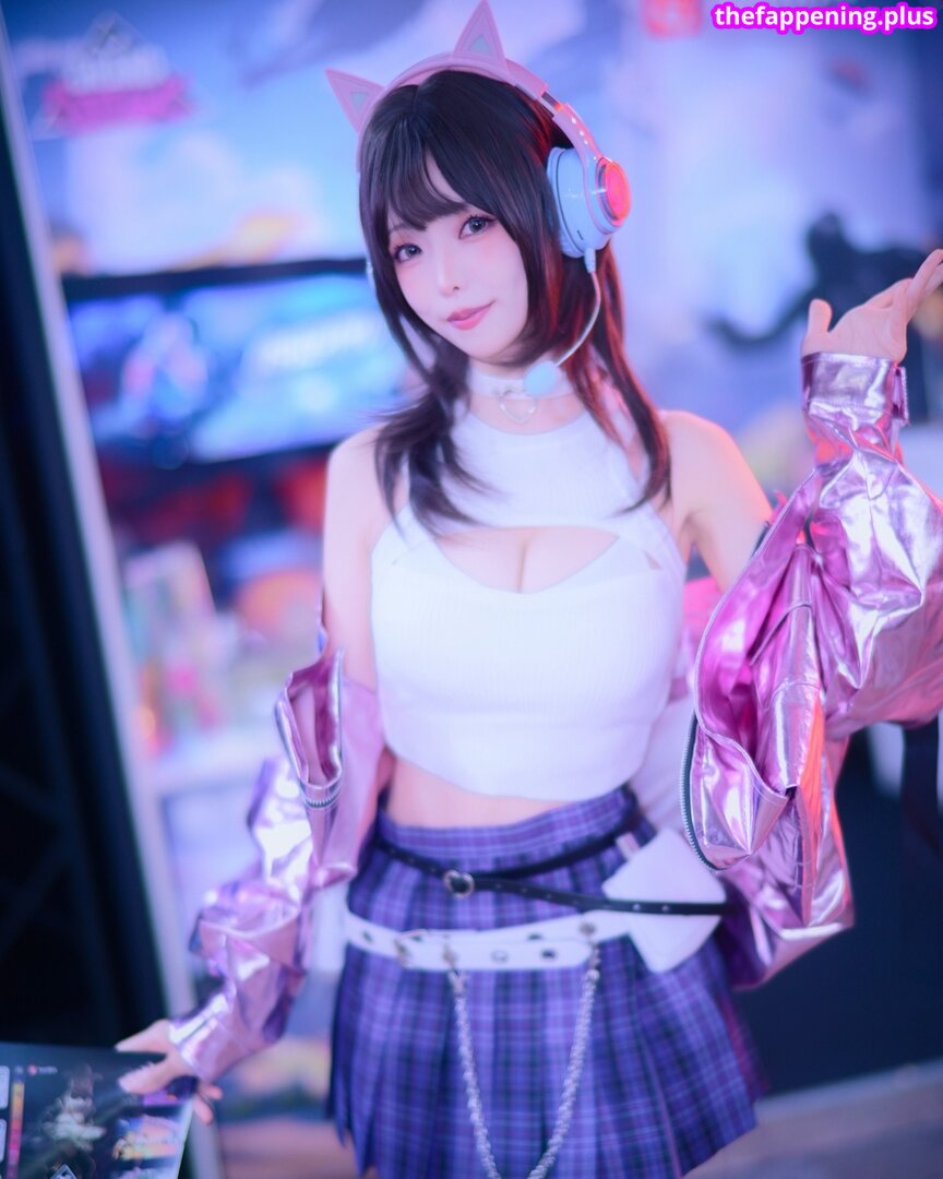 Ely Cosplay / Ely_eee / eeelyeee 누드 OnlyFans 사진 #201