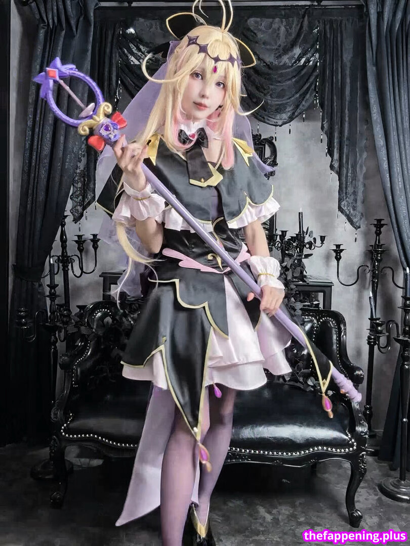 Ely Cosplay / Ely_eee / eeelyeee ヌードOnlyFans写真 #388