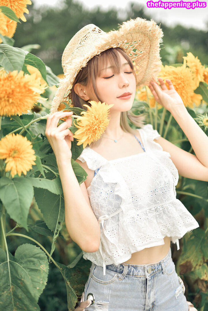 Ely Cosplay / Ely_eee / eeelyeee ヌードOnlyFans写真 #446