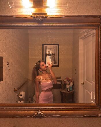 Full leaked Eeeveenara private onlyfans photo
