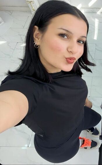 Full leaked Eelifebrrar private onlyfans photo