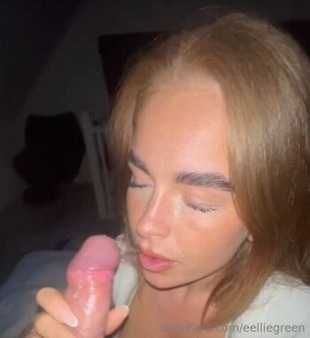 Full leaked Eelliegreen private onlyfans photo