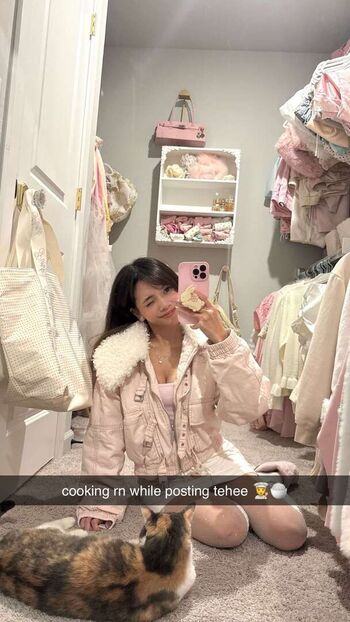 Full leaked Eeveenara eevee enara private onlyfans photo