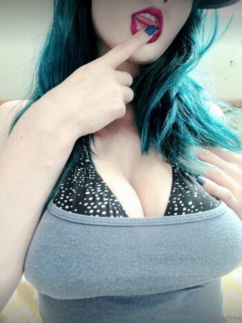 Full leaked Effy green page private onlyfans photo