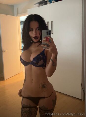 Full leaked Effycutiexx private onlyfans photo