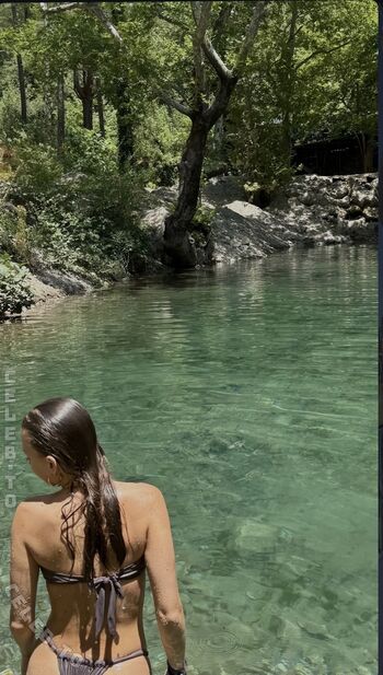 Full leaked Einfachlia private onlyfans photo