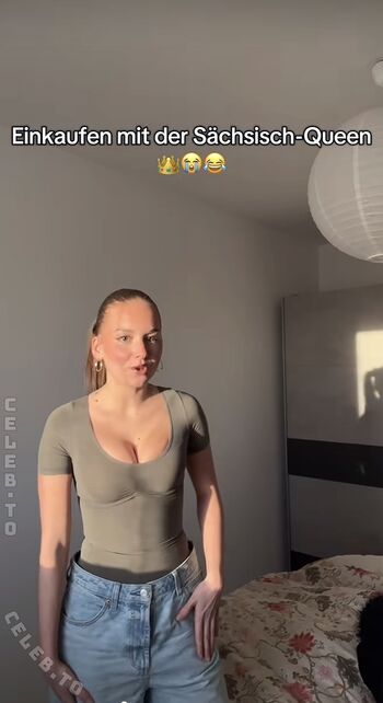 Full leaked Einfachlia private onlyfans photo